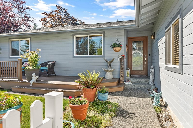 1389 Welling Road photo 2