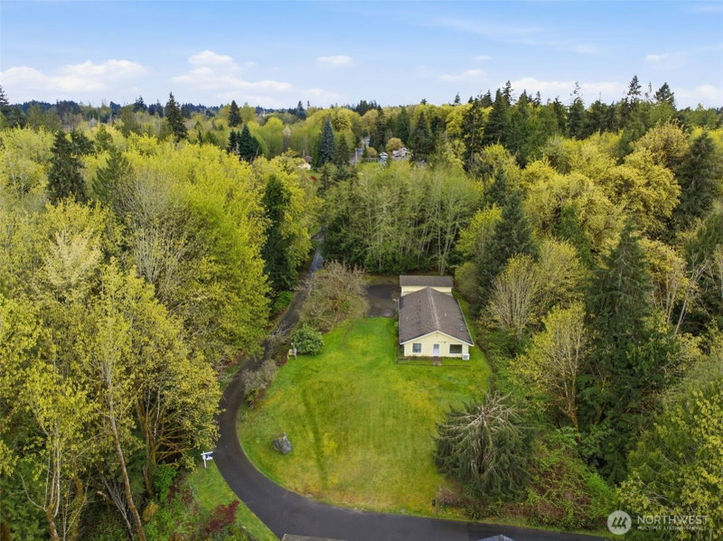 1376 Higher Ground Lane photo 30