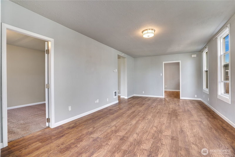 5414 S Pine Street photo 2