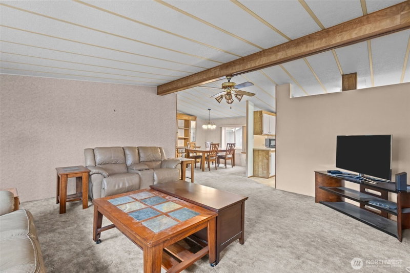 12513 123rd Avenue Ct E #112 photo 2