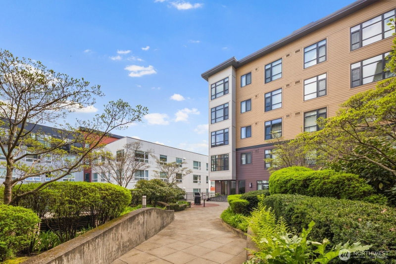 1501 Tacoma Avenue S #207 photo 37