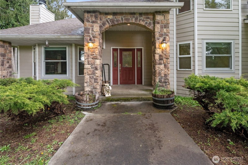 351 Salmon Creek Road photo 2