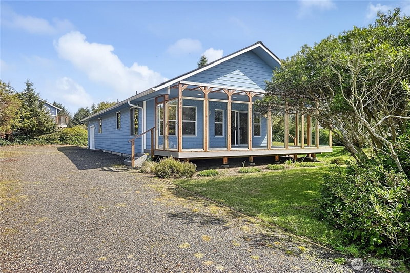 376 Sand Dune Avenue SW photo 35