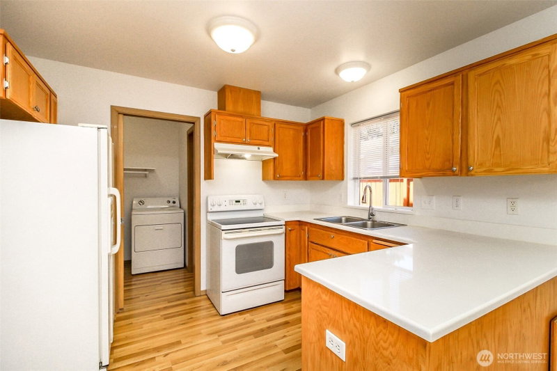 3307 S 43rd Street photo 2