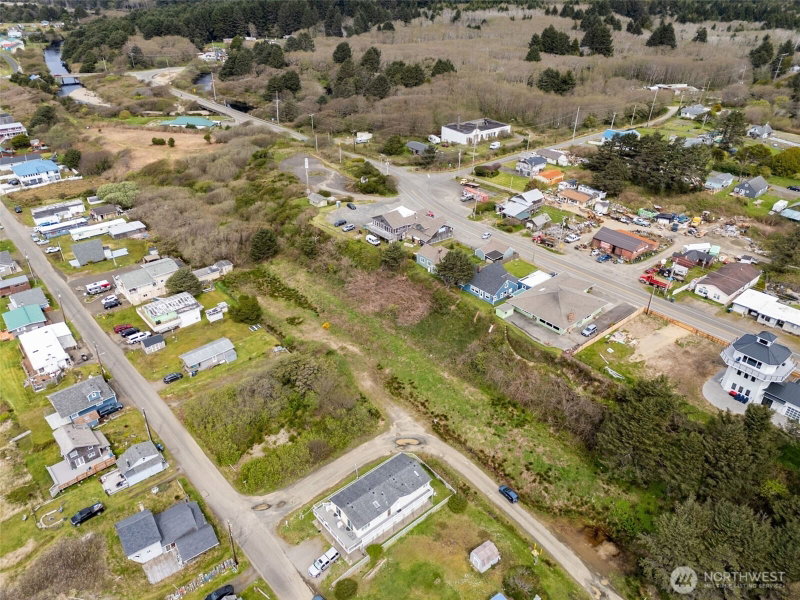 4788 Beach Lane photo 1