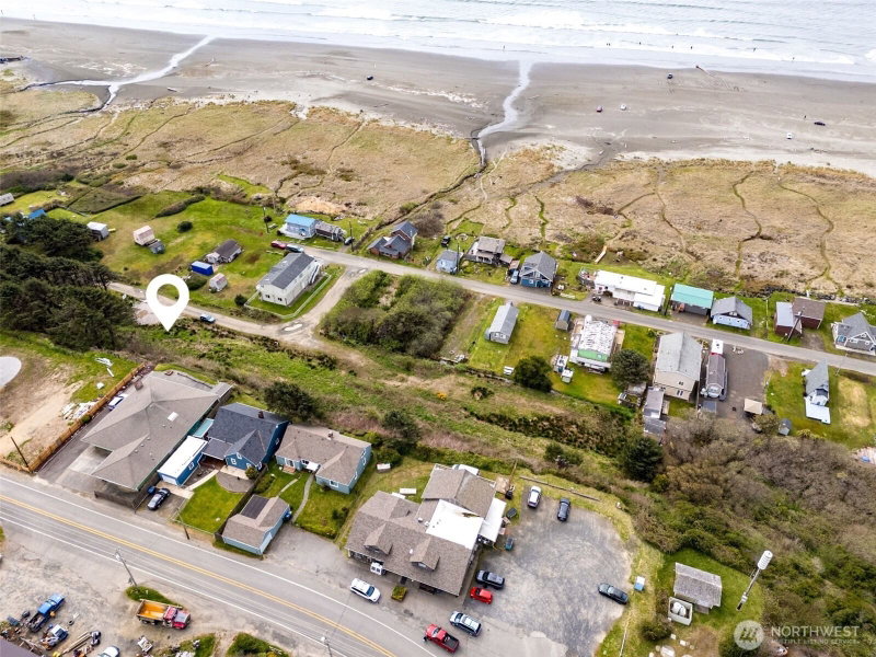 4776 Beach Lane photo 8
