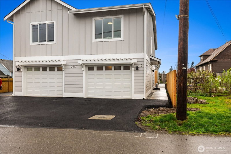 2417 Harrison Avenue #C photo 2