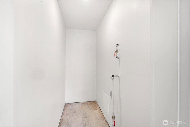2417 Harrison Avenue #C photo 34