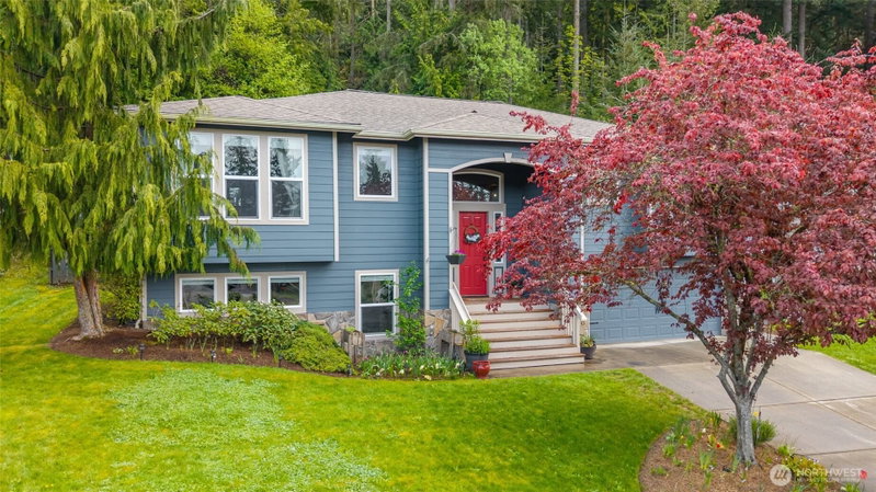 3713 Cedar Glen Way photo 2