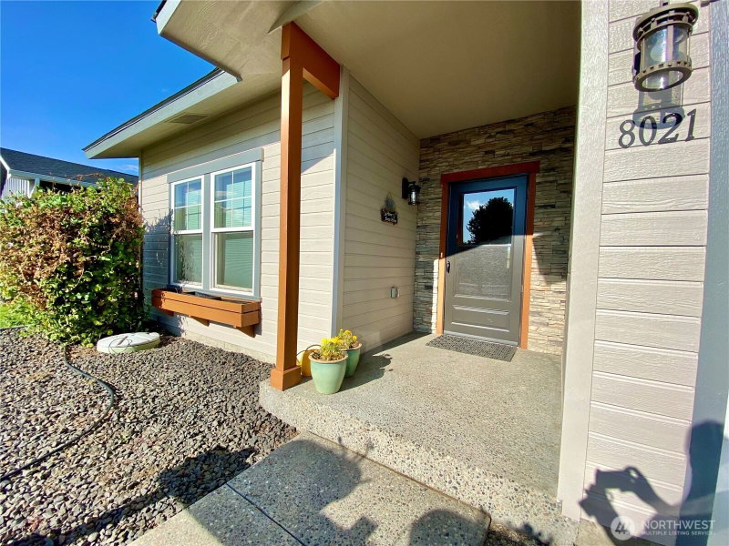 8021 Vialago Parkway photo 1