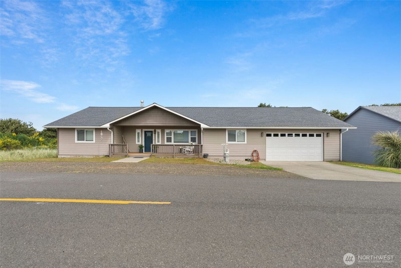 1503 Dune Crest Loop photo 2