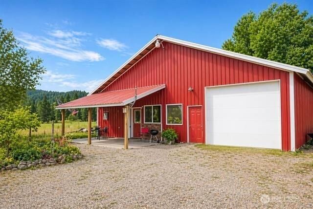 1239 Kewa Meteor Road photo 2