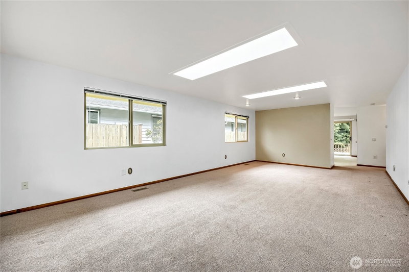 24806 10th Avenue S photo 2