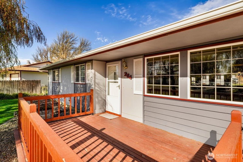 204 N Mason Street photo 2