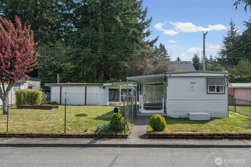 930 Trosper Road SW #33 photo 2