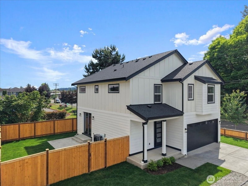 5701 Parker Road E photo 2