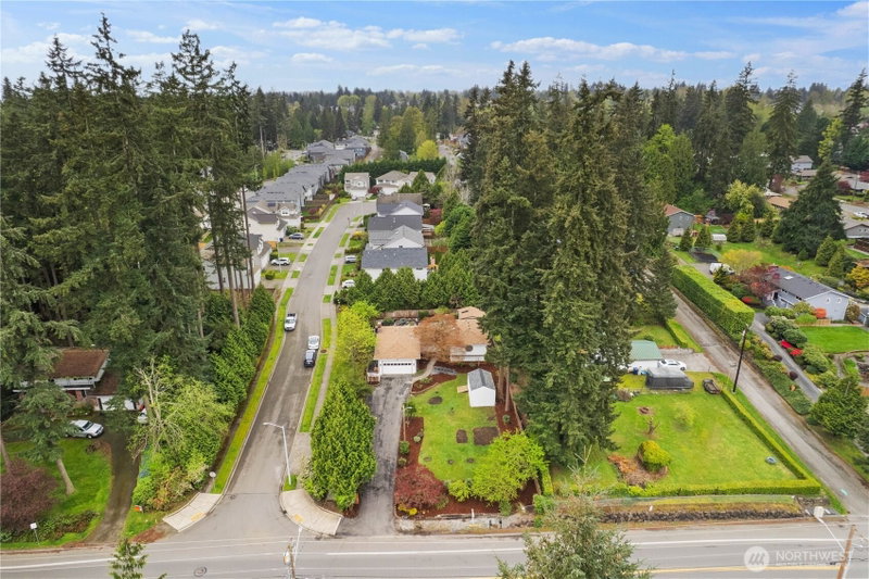 15212 Cascadian Way photo 37