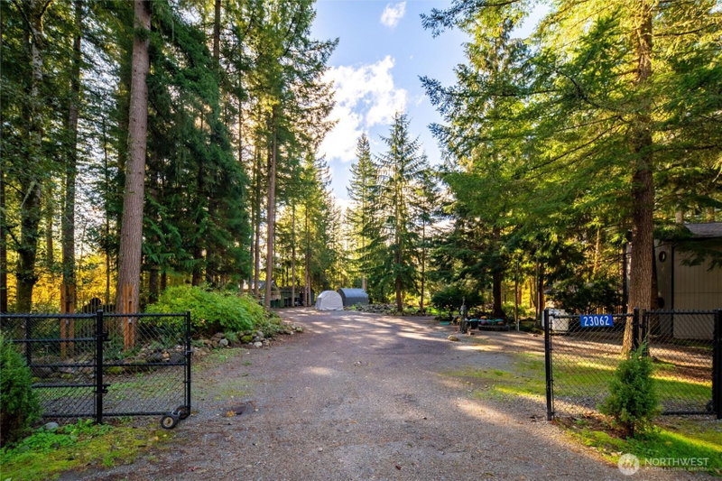 23062 Ida Lane photo 39