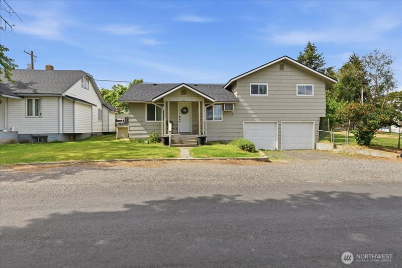 23 Goodfellow Avenue photo 1