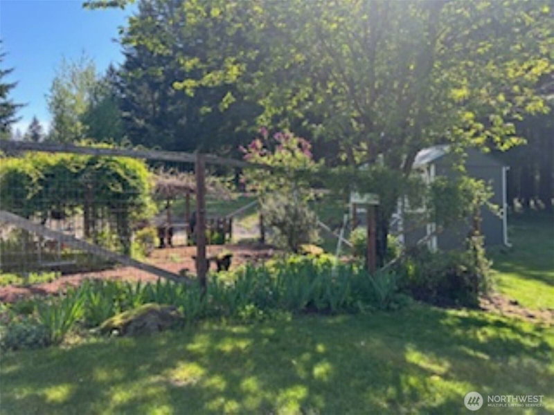 5547 125th Lane SW photo 28