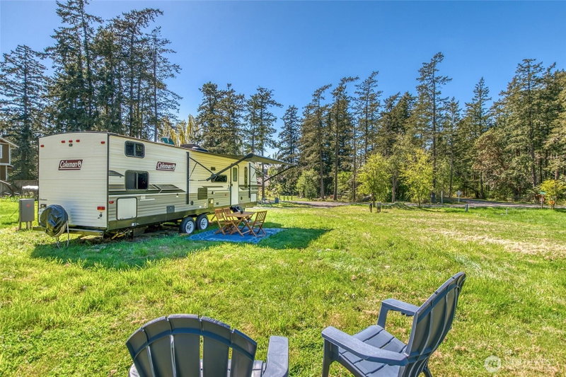1490 North Beach Road photo 2