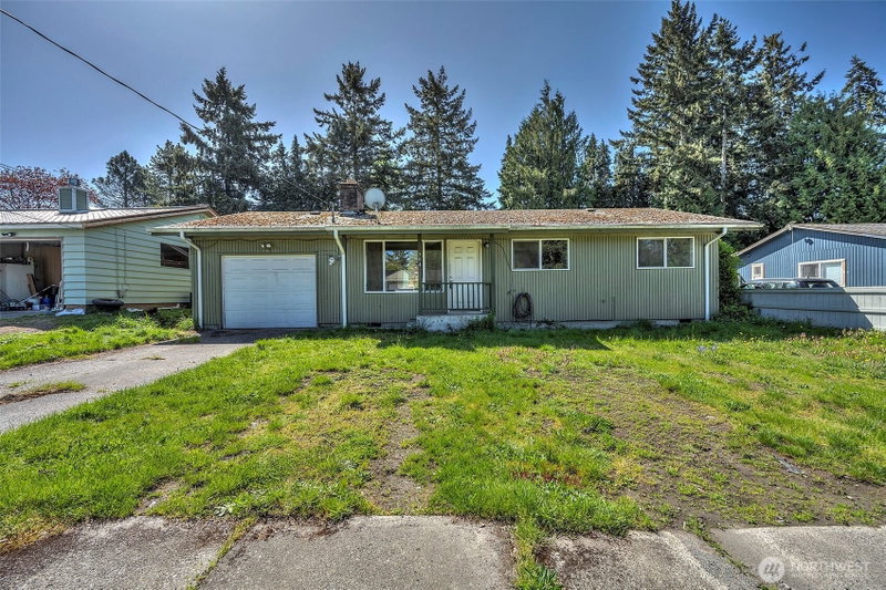 504 26th Street SE photo 1