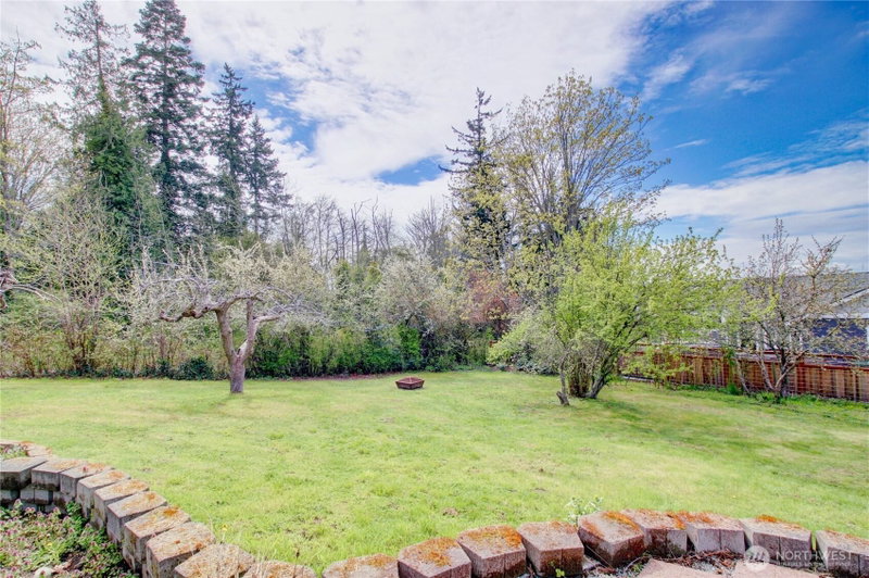 818 Serene View Road photo 40