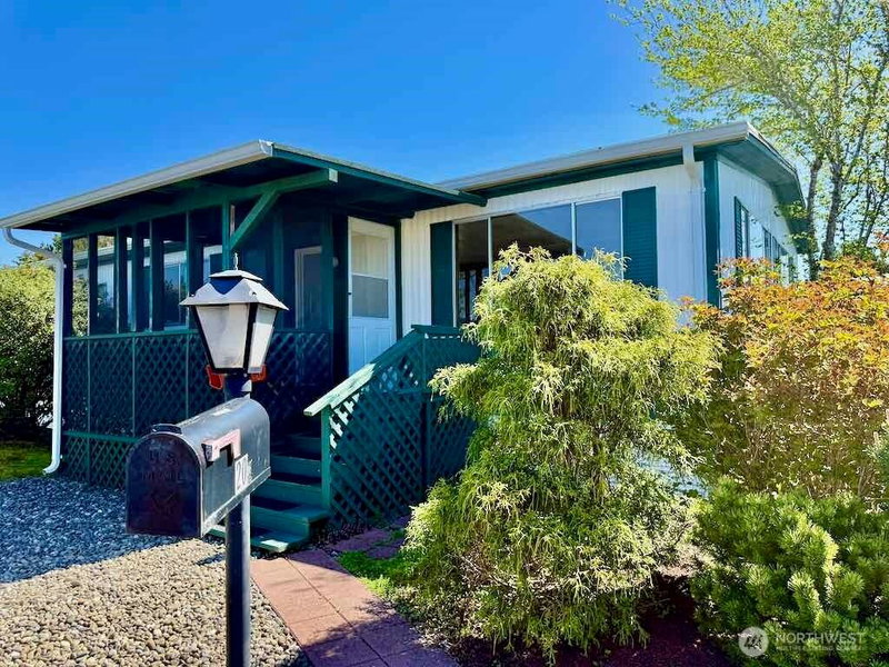 20 Meander Way photo 2