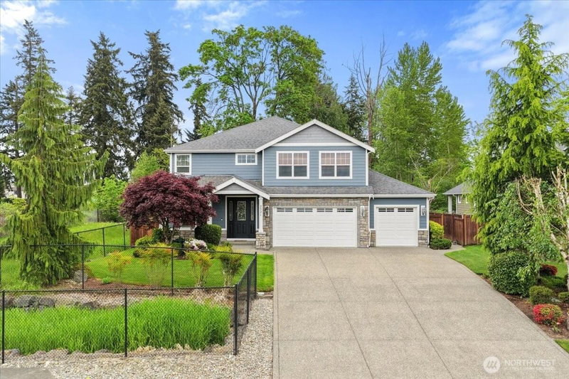 2321 Alder Street photo 1
