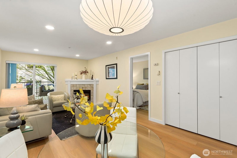 12345 Roosevelt Way NE #209 photo 2