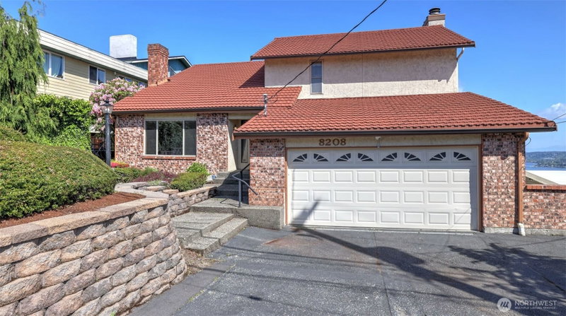 8208 S 124th Street photo 2