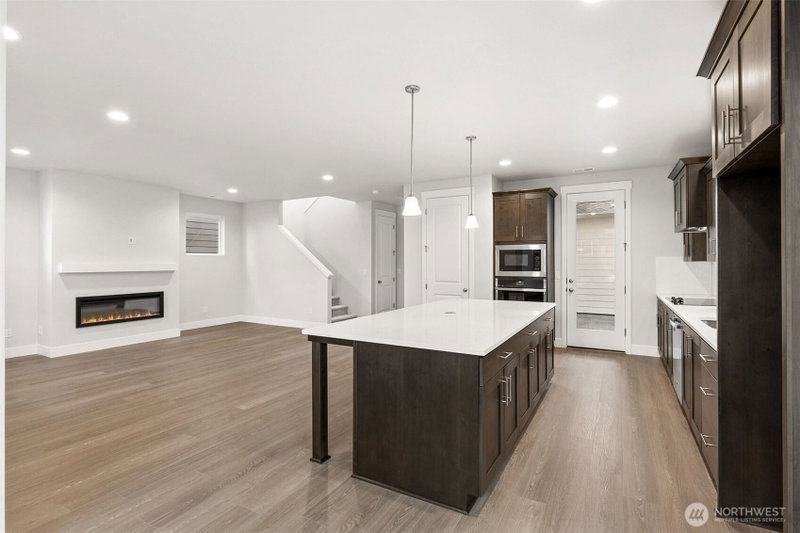 14519 204th Avenue E #903 photo 2