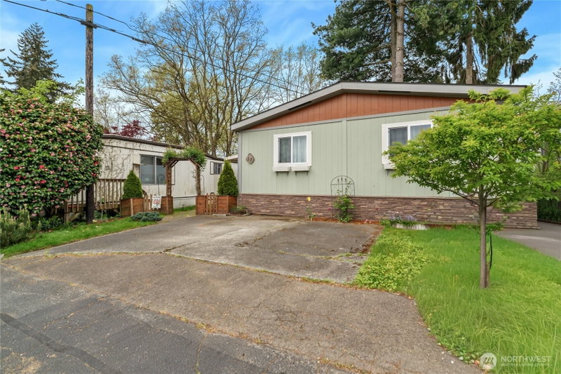 24222 54th Avenue W #17 photo 1