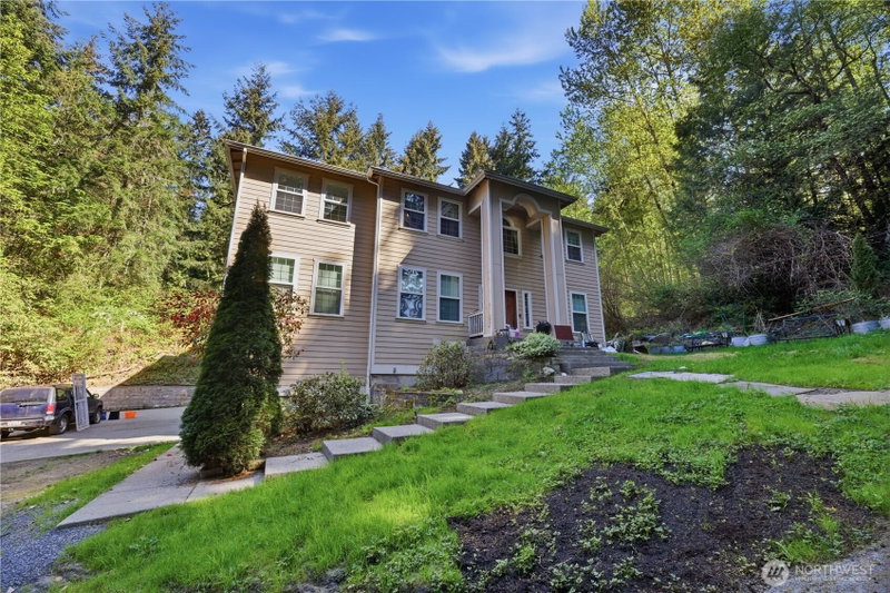 18705 Larch Way photo 1