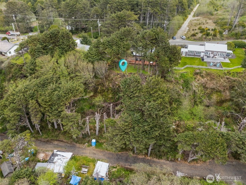 4726 Beach Lane photo 5