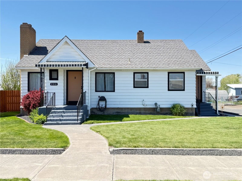 206 S Alder Street photo 1