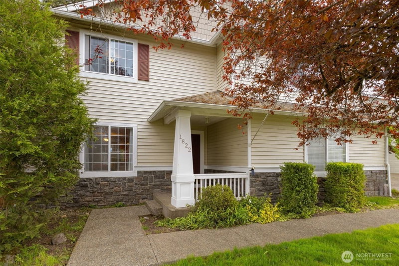 1822 Fisher Avenue photo 2