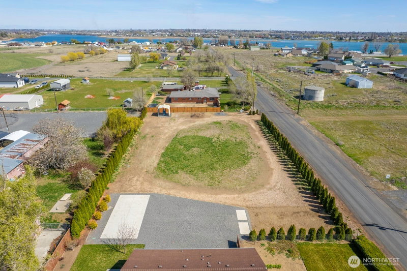 8052 Teal Road NE photo 8