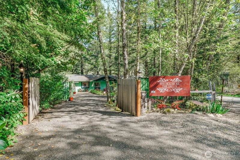 17361 Washougal River Road photo 2
