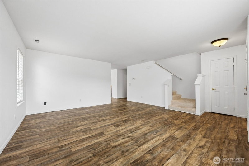 11918 130th Street E photo 2