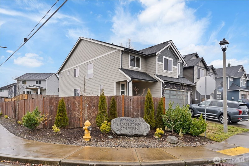 7401 174th Street Ct E photo 2