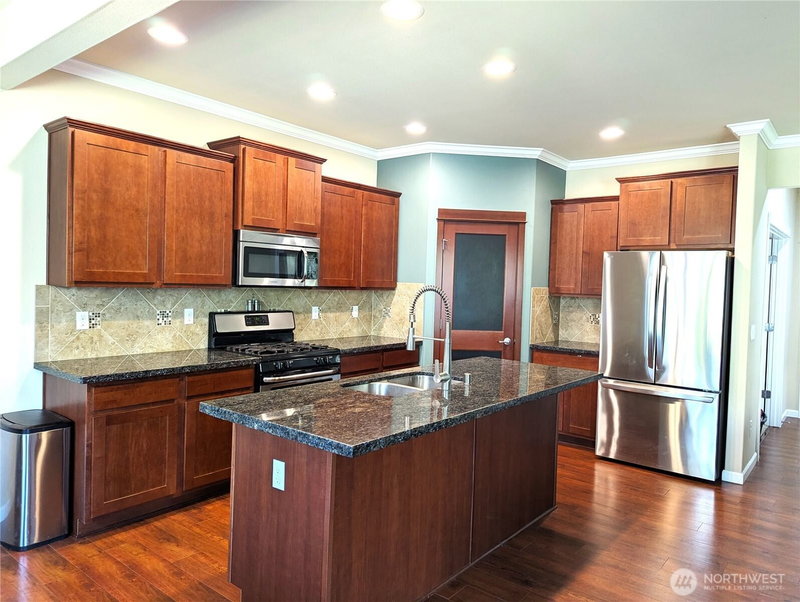 19401 90th Avenue Ct E photo 2