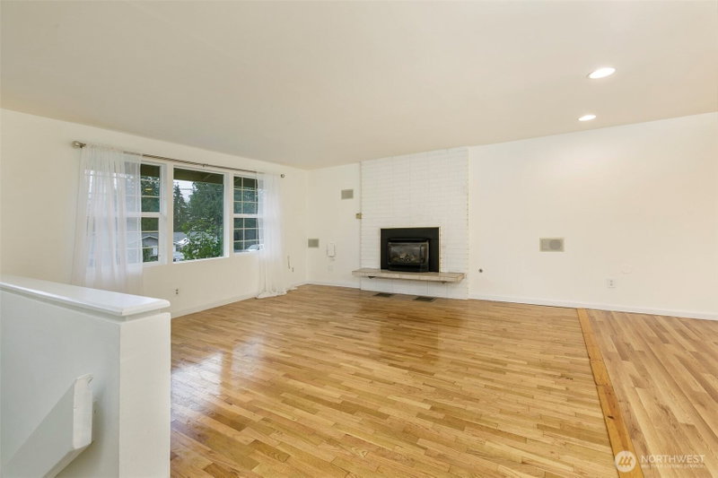 5806 96th Drive SE photo 2