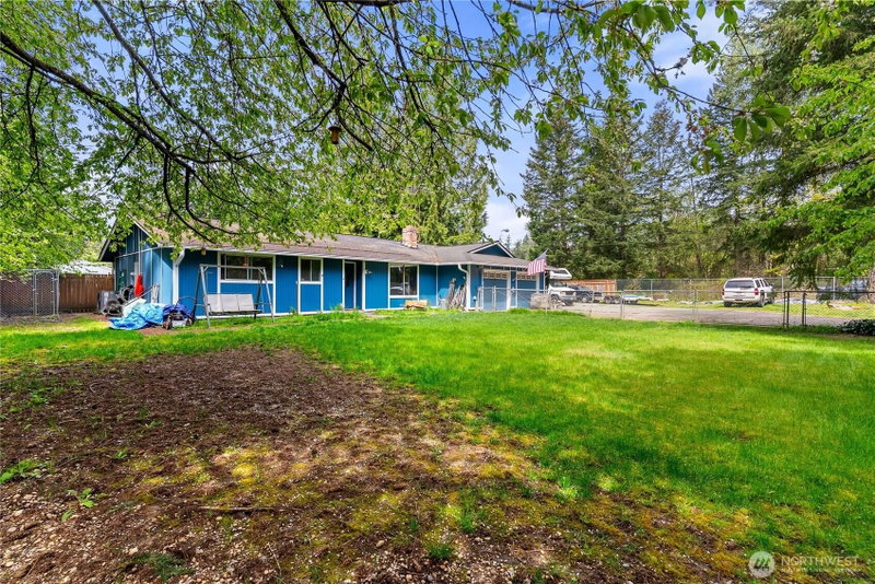 27404 93rd Ave Court E photo 2