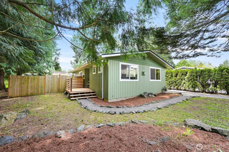 8257 Salish Lane photo 2