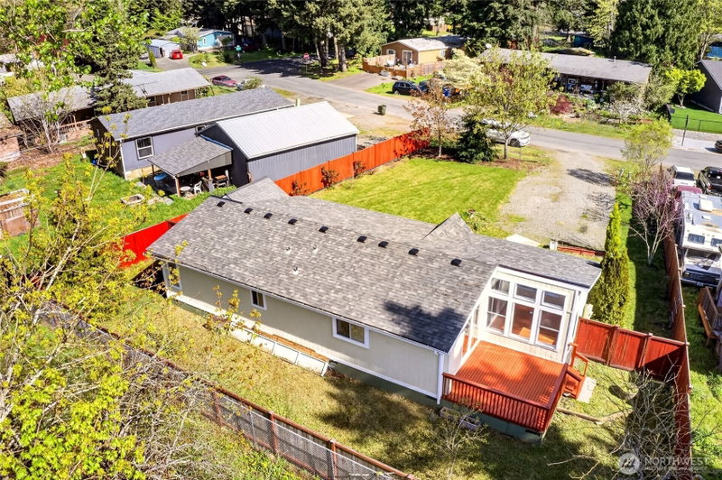22110 Cedarview Drive E photo 24
