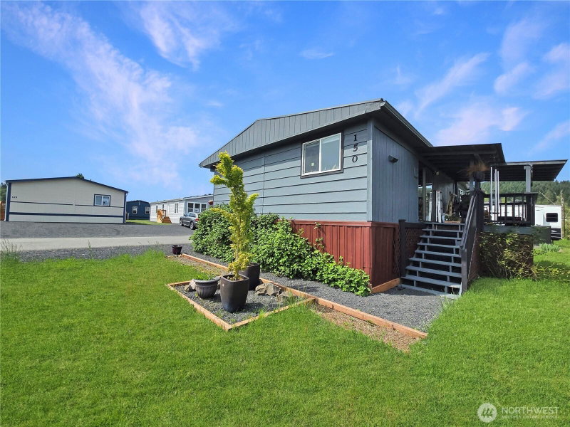 150 Nix Lane photo 2