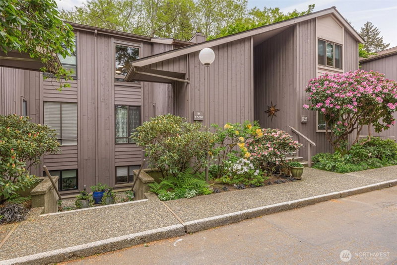 1542 NE 140th Street #E6 photo 2