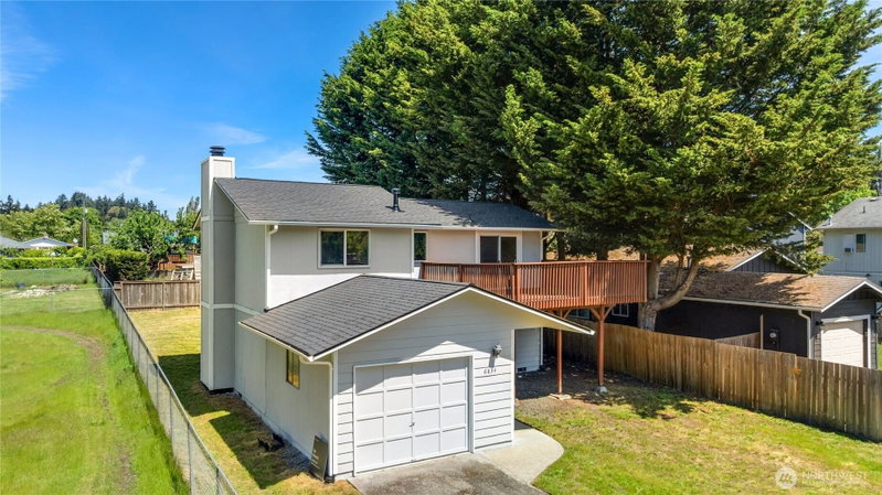 6834 S Huson Street photo 2