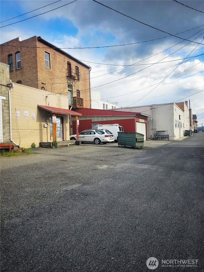 130 S Main Street photo 15